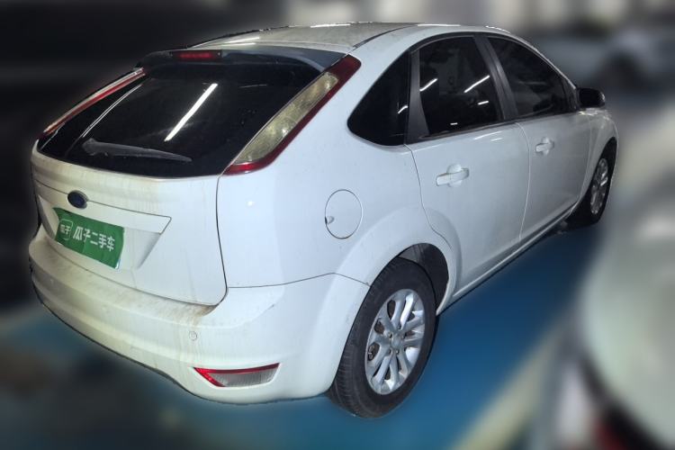 Used Ford Focus 2013 Hatchback Classic 1.8L Automatic Base Model Rear Right 45 Deg