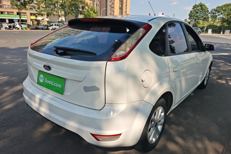 Used Ford Focus 2013 Hatchback Classic 1.8L Manual Base Model Rear Right 45 Deg