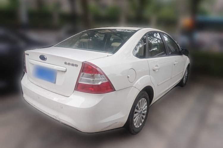 Used Ford Focus 2013 Sedan Classic 1.8L Automatic Fashion Edition Rear Right 45 Deg