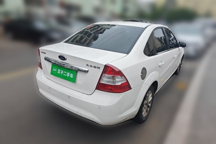 Used Ford Focus 2013 Sedan Classic 1.8L Manual Base Model Rear Right 45 Deg