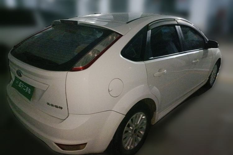 Used Ford Focus 2013 Hatchback Classic 1.8L Automatic Fashion Edition Rear Right 45 Deg