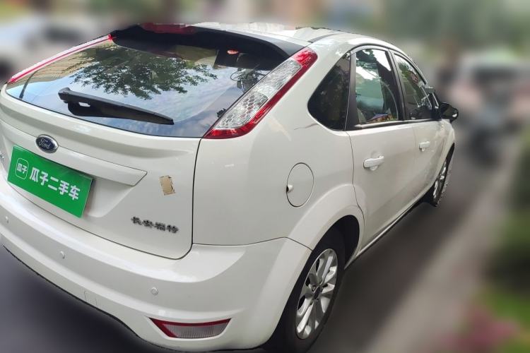 Used Ford Focus 2013 Hatchback Classic 1.8L Manual Base Model Rear Right 45 Deg