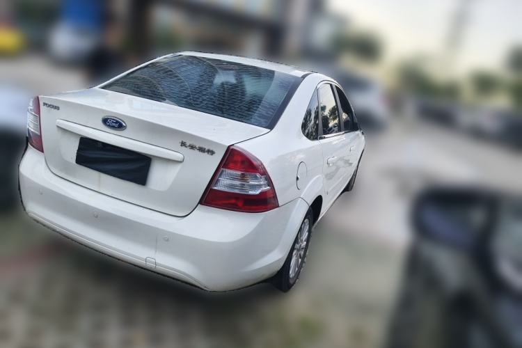 Used Ford Focus 2013 Sedan Classic 1.8L Automatic Fashion Edition Rear Right 45 Deg
