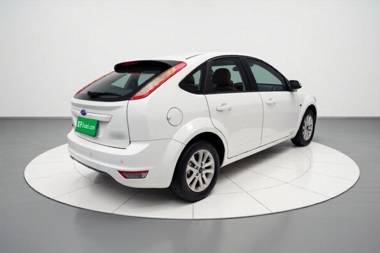 Used Ford Focus 2013 Hatchback Classic 1.8L Automatic Base Model Rear Right 45 Deg