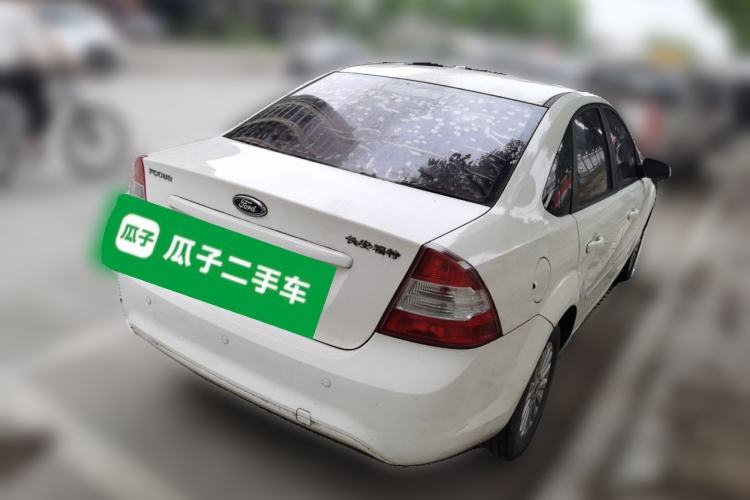 Used Ford Focus 2013 Hatchback Classic 1.8L Automatic Fashion Edition Rear Right 45 Deg