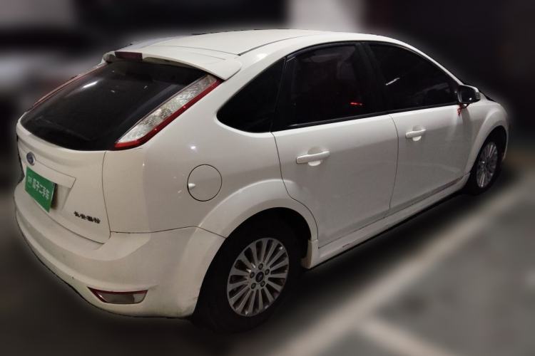 Used Ford Focus 2013 Hatchback Classic 1.8L Automatic Fashion Edition Rear Right 45 Deg