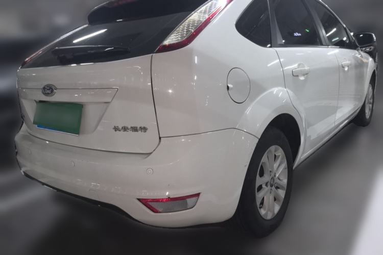 Used Ford Focus 2013 Hatchback Classic 1.8L Automatic Base Model Rear Right 45 Deg