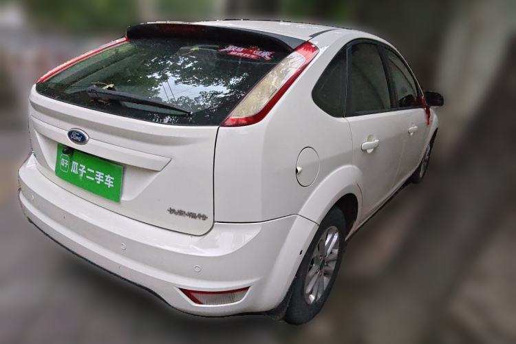 Used Ford Focus 2013 Hatchback Classic 1.8L Manual Base Model Rear Right 45 Deg