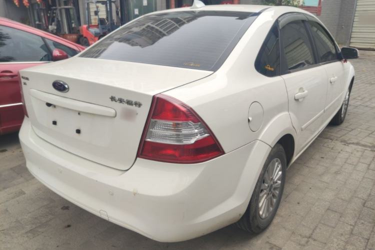 Used Ford Focus 2013 Sedan Classic 1.8L Automatic Fashion Edition Rear Right 45 Deg