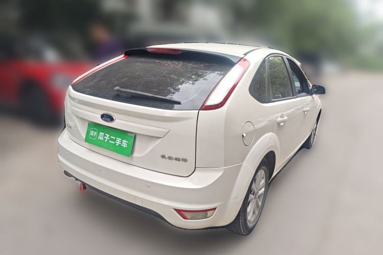Used Ford Focus 2013 Hatchback Classic 1.8L Automatic Millionth Anniversary Edition Rear Right 45 Deg