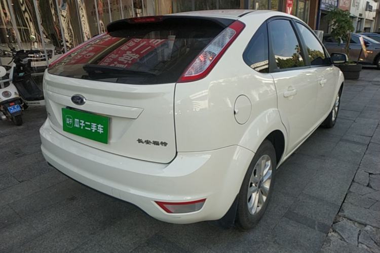 Used Ford Focus 2013 Hatchback Classic 1.8L Automatic Base Model Rear Right 45 Deg
