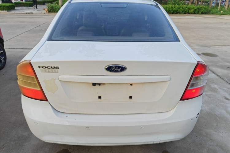 Used Ford Focus 2013 Sedan Classic 1.8L Automatic Base Model Rear