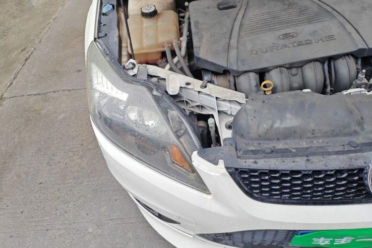 Used Ford Focus 2013 Hatchback Classic 1.8L Automatic Base Model Right Front Headlight