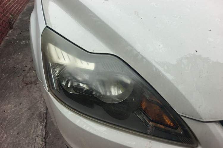 Used Ford Focus 2013 Hatchback Classic 1.8L Automatic Base Model Right Front Headlight