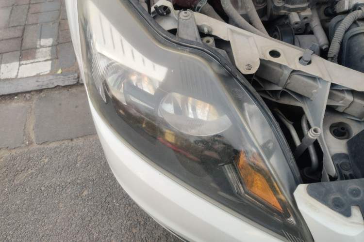 Used Ford Focus 2013 Hatchback Classic 1.8L Automatic Base Model Right Front Headlight