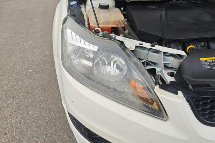 Used Ford Focus 2013 Hatchback Classic 1.8L Automatic Fashion Edition Right Front Headlight