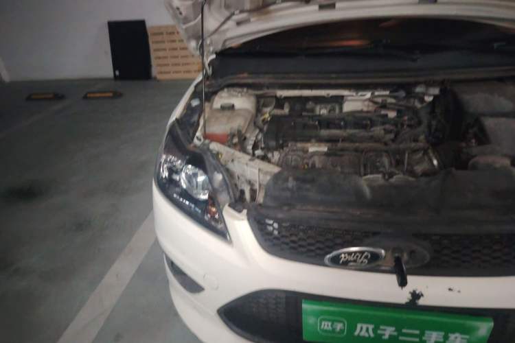 Used Ford Focus 2013 Hatchback Classic 1.8L Automatic Base Model Right Front Headlight