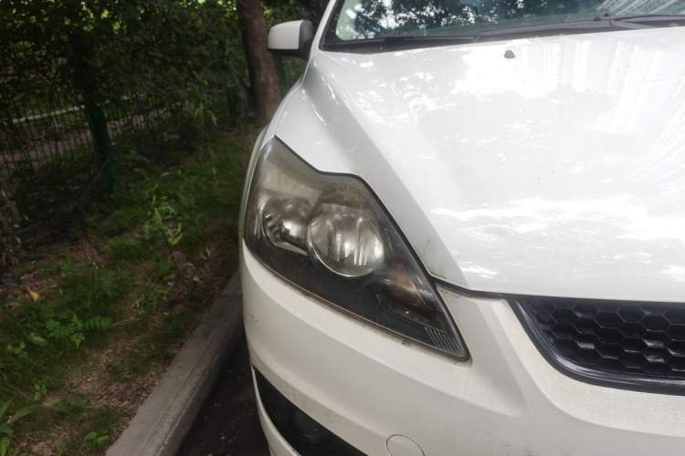Used Ford Focus 2013 Hatchback Classic 1.8L Automatic Fashion Edition Right Front Headlight