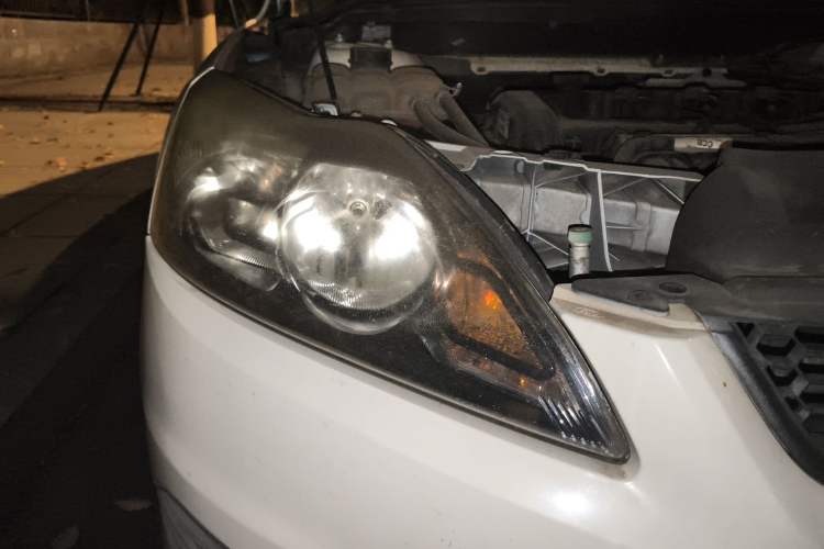 Used Ford Focus 2013 Hatchback Classic 1.8L Automatic Base Model Right Front Headlight