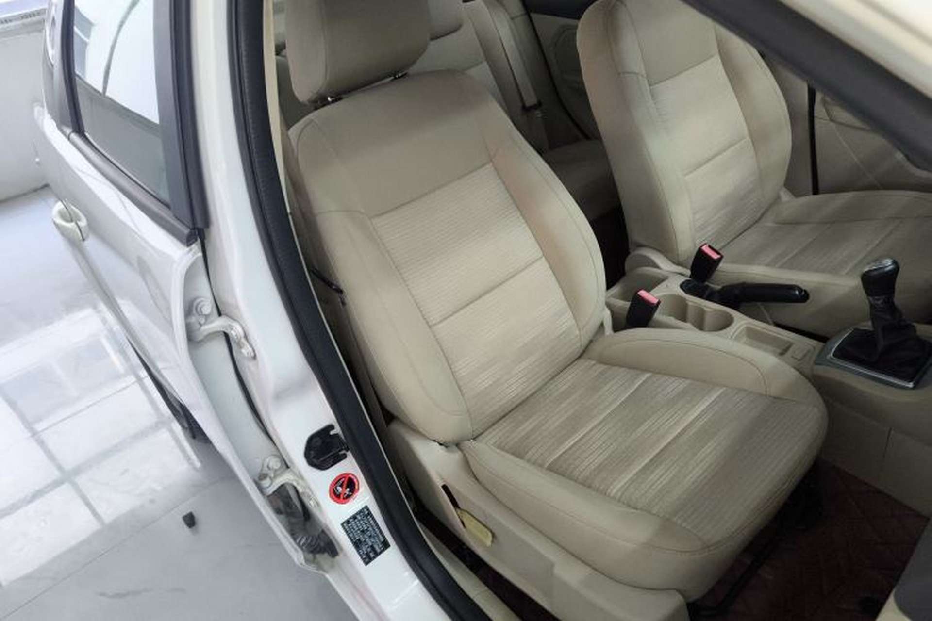 Used Ford Focus 2013 Sedan Classic 1.8L Manual Base Model Right Front Seat