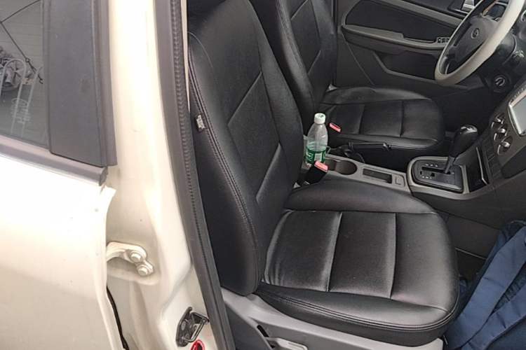 Used Ford Focus 2013 Hatchback Classic 1.8L Automatic Base Model Right Front Seat