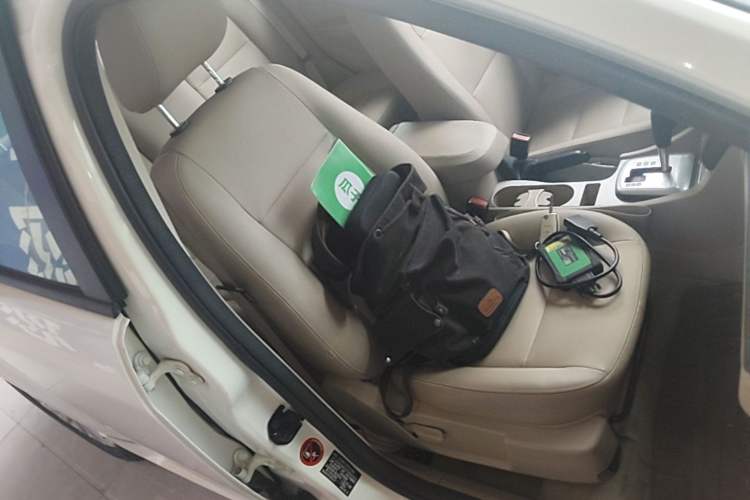 Used Ford Focus 2013 Hatchback Classic 1.8L Automatic Fashion Edition Right Front Seat