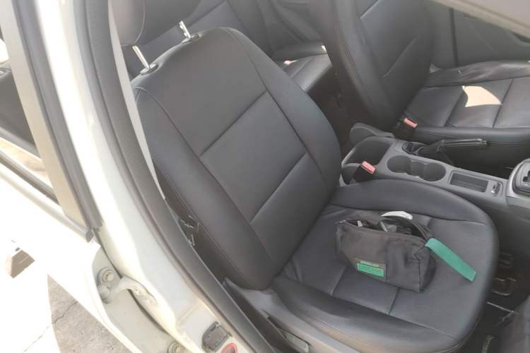 Used Ford Focus 2013 Hatchback Classic 1.8L Automatic Base Model Right Front Seat
