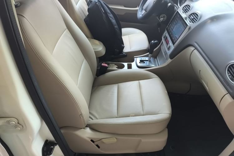 Used Ford Focus 2013 Hatchback Classic 1.8L Automatic Fashion Edition Right Front Seat
