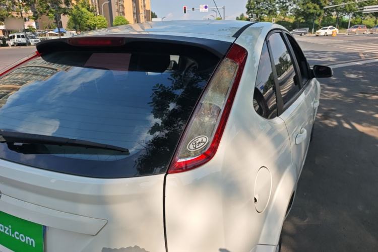 Used Ford Focus 2013 Hatchback Classic 1.8L Manual Base Model Right Rear Taillight