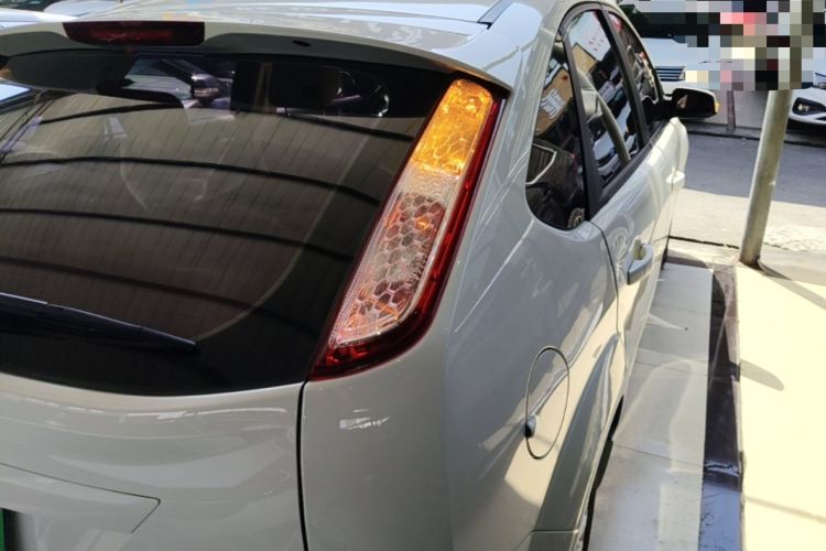 Used Ford Focus 2013 Hatchback Classic 1.8L Automatic Fashion Edition Right Rear Taillight