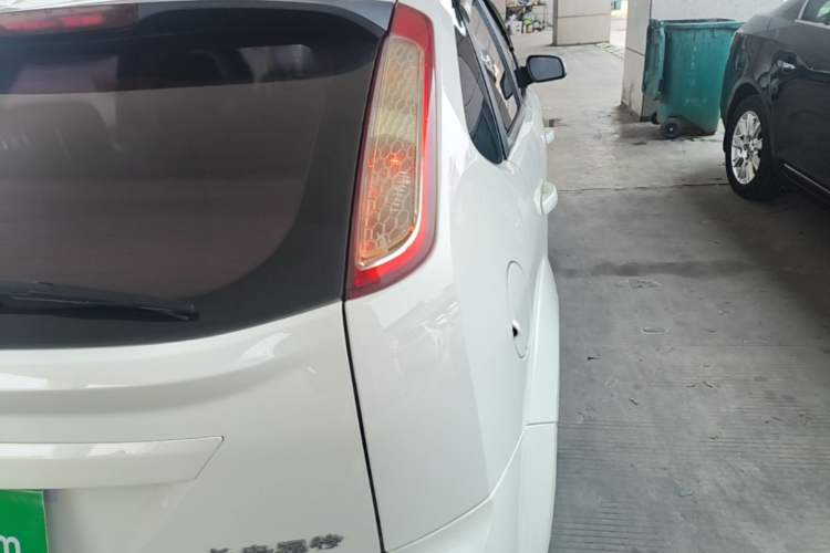 Used Ford Focus 2013 Hatchback Classic 1.8L Automatic Base Model Right Rear Taillight