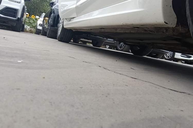 Used Ford Focus 2013 Hatchback Classic 1.8L Automatic Fashion Edition Right Side Sill
