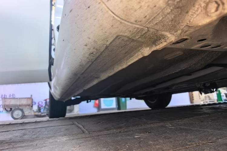Used Ford Focus 2013 Hatchback Classic 1.8L Automatic Base Model Right Side Sill