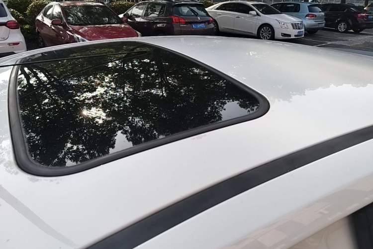Used Ford Focus 2013 Hatchback Classic 1.8L Automatic Millionth Anniversary Edition Roof
