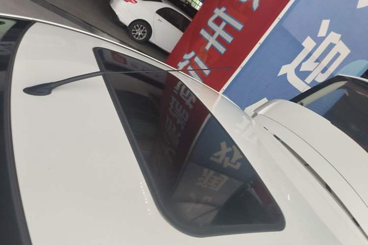 Used Ford Focus 2013 Hatchback Classic 1.8L Automatic Fashion Edition Roof