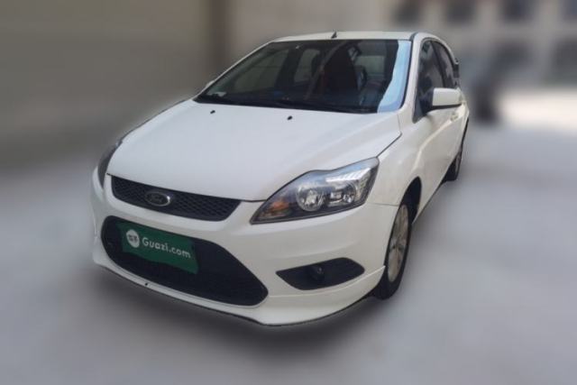 Ojetý Ford Focus 2013 Hatchback Classic 1.8L Manual Base Model