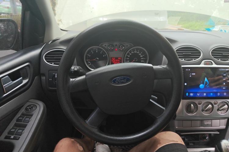 Used Ford Focus 2013 Hatchback Classic 1.8L Manual Base Model Steering Wheel
