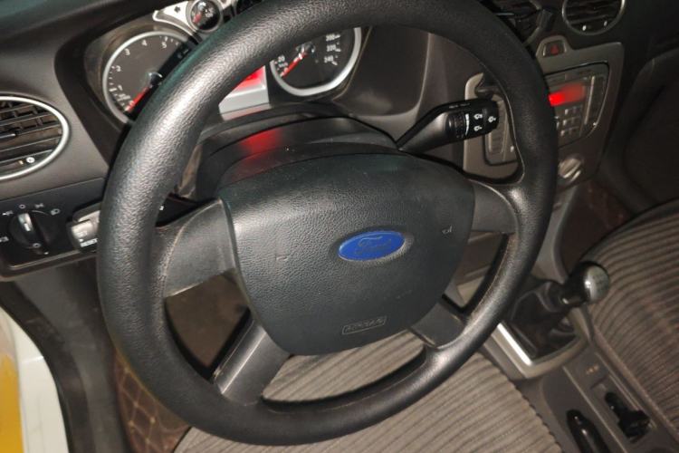 Used Ford Focus 2013 Hatchback Classic 1.8L Manual Base Model Steering Wheel