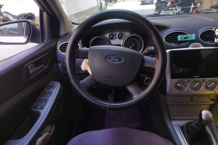 Used Ford Focus 2013 Hatchback Classic 1.8L Manual Base Model Steering Wheel