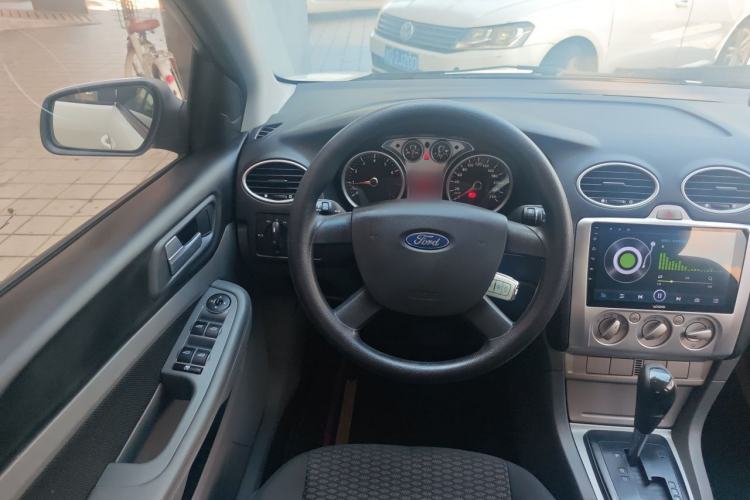Used Ford Focus 2013 Hatchback Classic 1.8L Automatic Base Model Steering Wheel