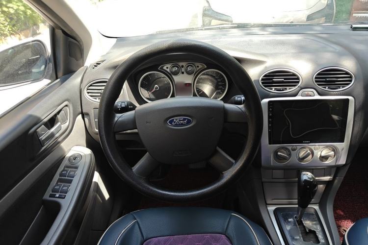 Used Ford Focus 2013 Hatchback Classic 1.8L Automatic Base Model Steering Wheel