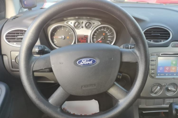Used Ford Focus 2013 Hatchback Classic 1.8L Automatic Base Model Steering Wheel