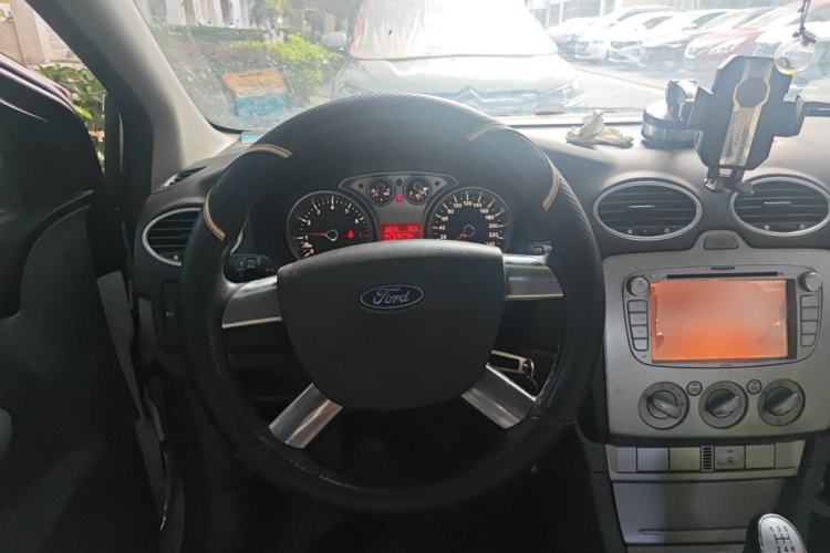 Used Ford Focus 2013 Hatchback Classic 1.8L Manual Base Model Steering Wheel