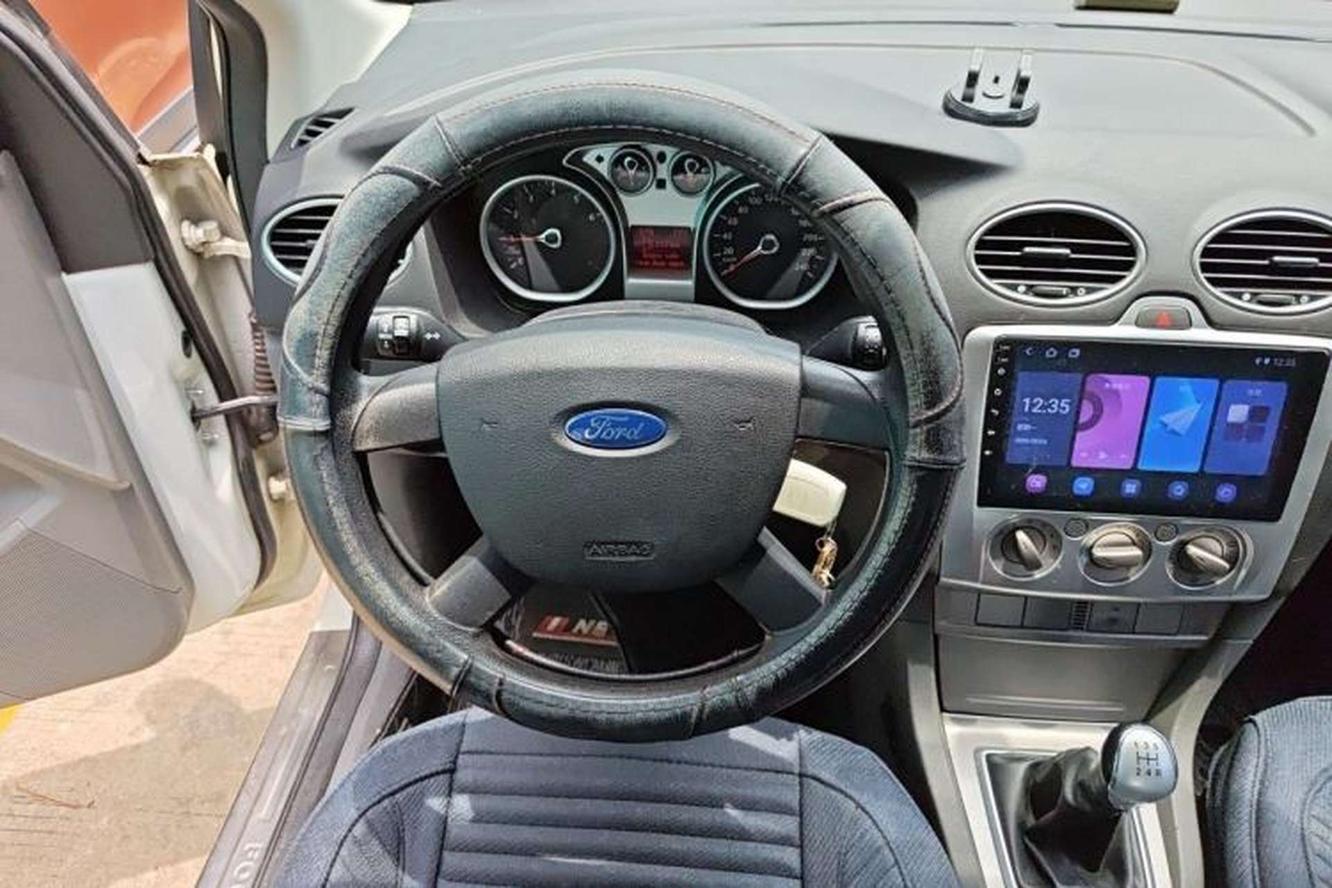 Used Ford Focus 2013 Hatchback Classic 1.8L Manual Base Model Steering Wheel