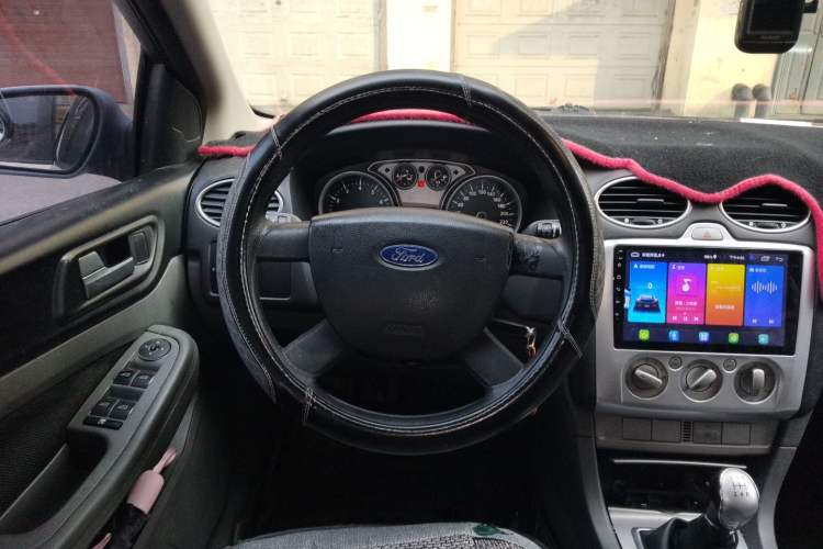 Used Ford Focus 2013 Hatchback Classic 1.8L Manual Base Model Steering Wheel