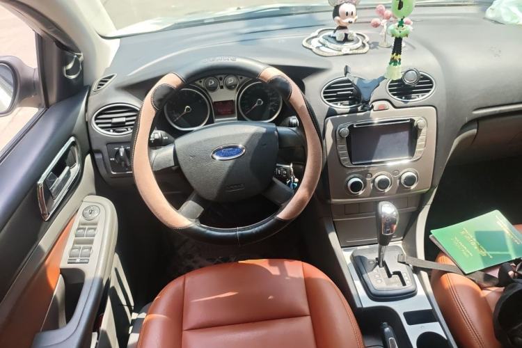 Used Ford Focus 2013 Hatchback Classic 1.8L Automatic Millionth Anniversary Edition Steering Wheel