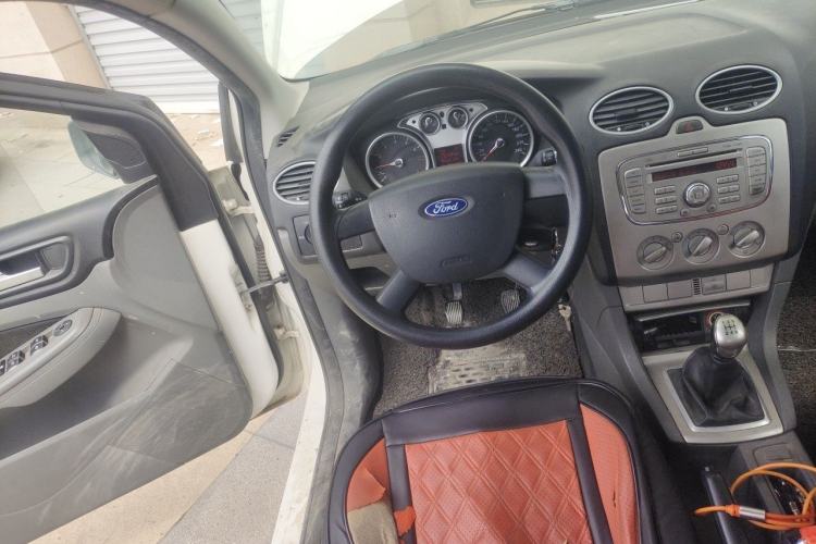Used Ford Focus 2013 Hatchback Classic 1.8L Manual Base Model Steering Wheel