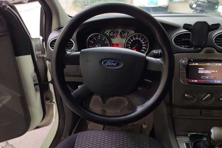 Used Ford Focus 2013 Hatchback Classic 1.8L Manual Base Model Steering Wheel