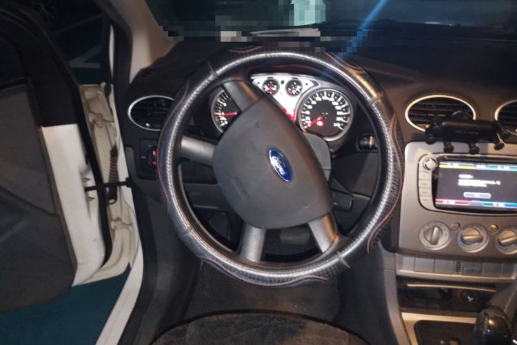 Used Ford Focus 2013 Hatchback Classic 1.8L Automatic Millionth Anniversary Edition Steering Wheel