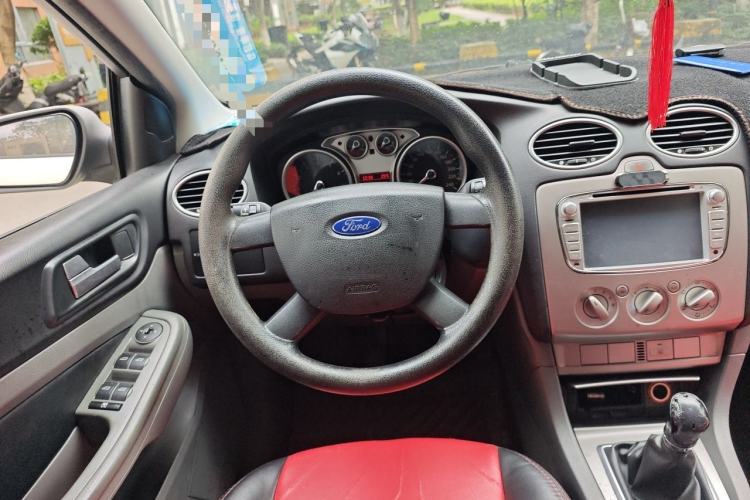 Used Ford Focus 2013 Hatchback Classic 1.8L Manual Base Model Steering Wheel